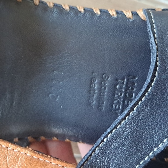 Spring Step Amuna Leather T-Strap Navy Floral Design Wedge Heel Comfy Sandals - Picture 8 of 12